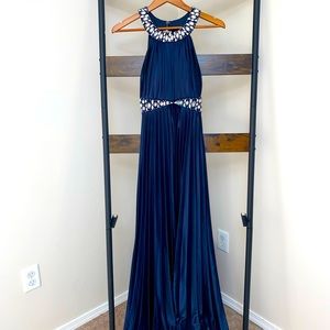 Bridesmaid’s dress. Worn once.